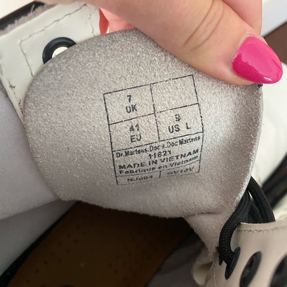 DR MARTENS boots - Picture 4 of 5